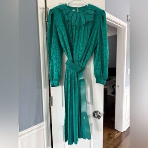 Vintage In The Mood Green Pleaded Lace Collar Dress